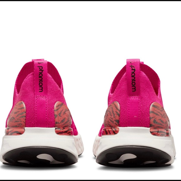New! Nike Phantom Pink Cheetah Sneakers - Picture 2 of 7